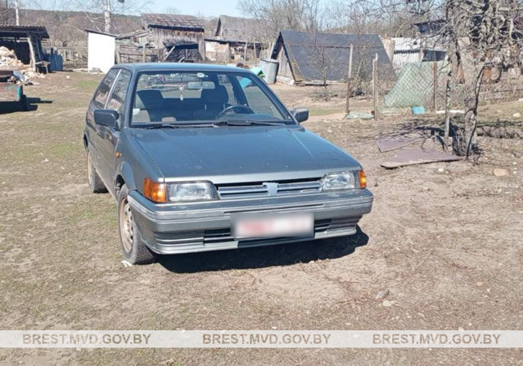 Брестчанин выдал себя за ИП и продал чужой автомобиль как свой
