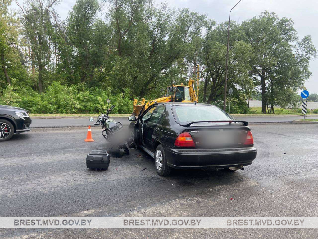 Водители и мотоциклист. Три ДТП с пострадавшими на Брестчине